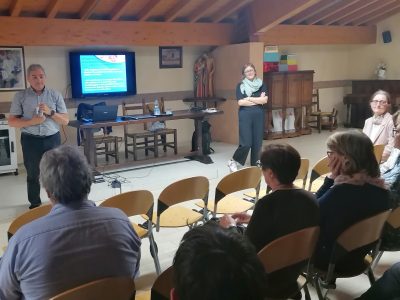 Marco Mason e Paola Orizio illustrano il progetto "Famiglie per Mano"